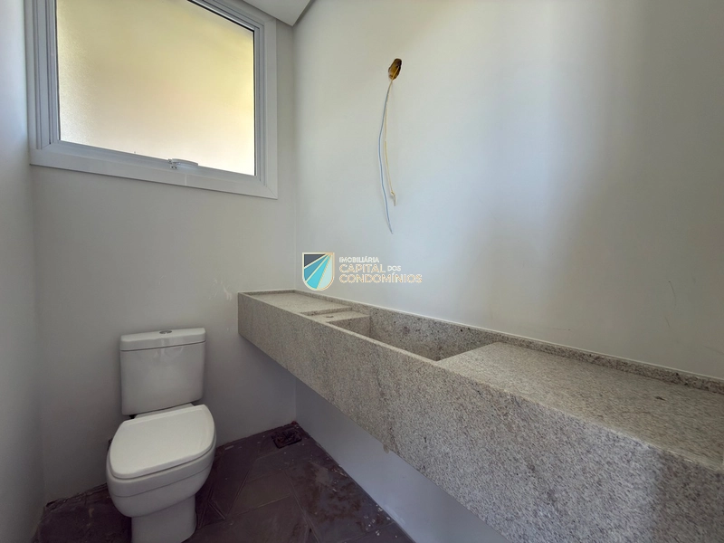 Linda casa beira lago no Condomínio Riviera: 46ª foto da galeria de imagens do imóvel