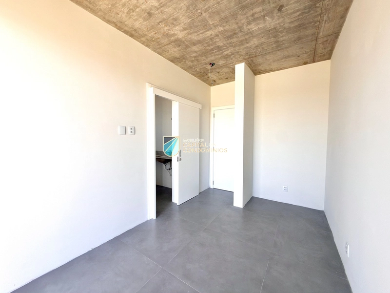 Linda casa beira lago no Condomínio Riviera: 47ª foto da galeria de imagens do imóvel