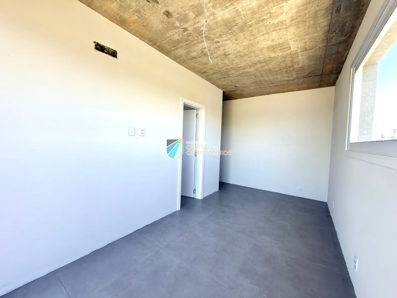 Linda casa beira lago no Condomínio Riviera: 39ª foto da galeria de imagens do imóvel