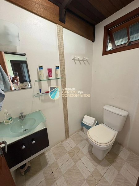 Casa térrea com piscina no centro: 16ª foto da galeria de imagens do imóvel