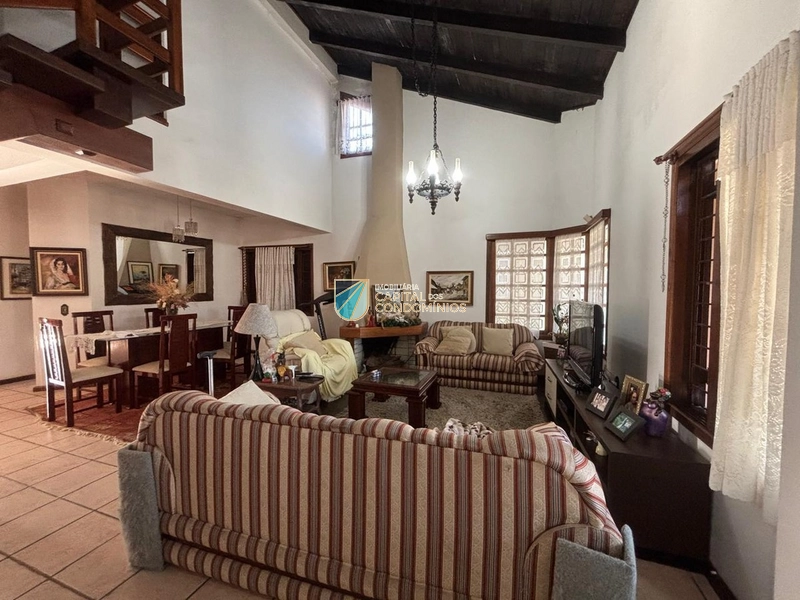 Sobrado em Atlântida: 3ª foto da galeria de imagens do imóvel