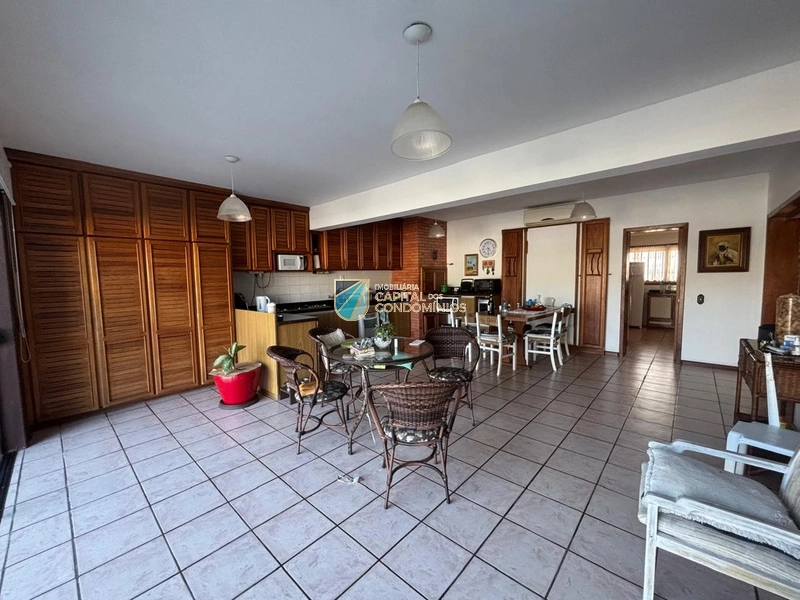 Sobrado em Atlântida: 16ª foto da galeria de imagens do imóvel