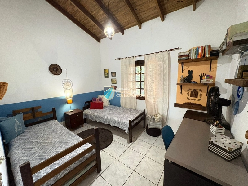 Casa térrea no centro!: 16ª foto da galeria de imagens do imóvel