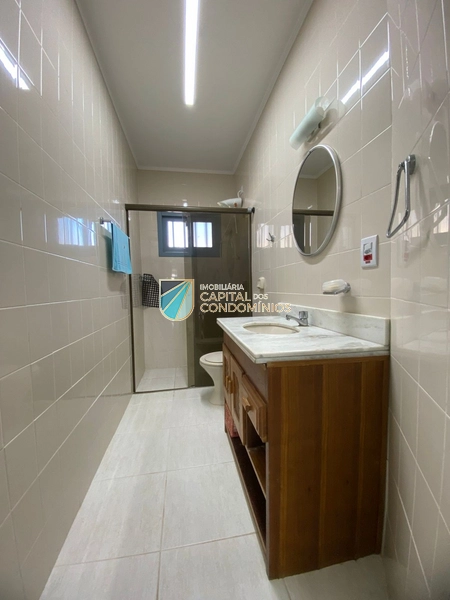 Casa térrea no centro próximo ao mar: 16ª foto da galeria de imagens do imóvel