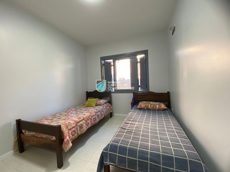 Casa térrea no centro próximo ao mar: 18ª foto da galeria de imagens do imóvel