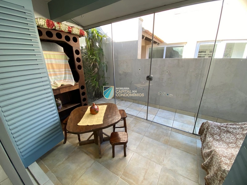 Casa térrea no centro próximo ao mar: 21ª foto da galeria de imagens do imóvel