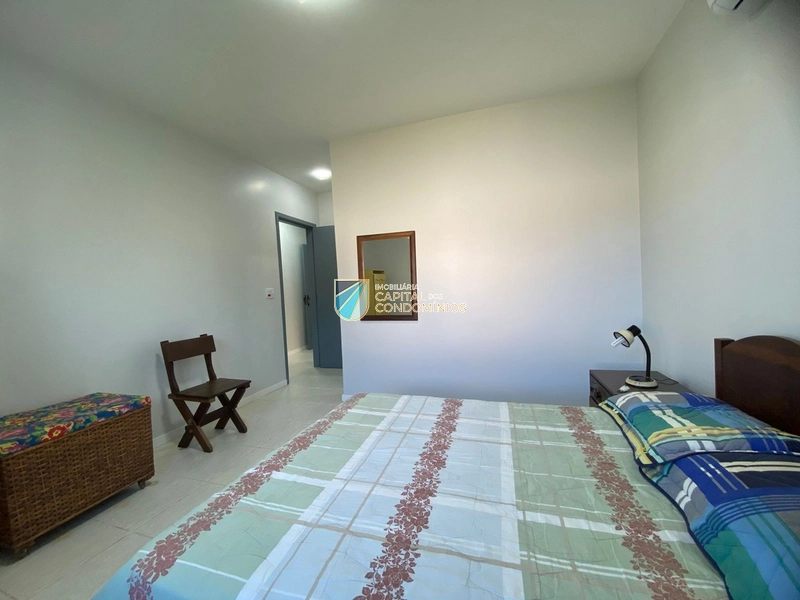 Casa térrea no centro próximo ao mar: 14ª foto da galeria de imagens do imóvel