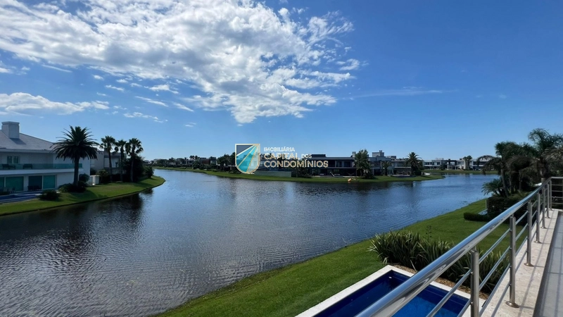 Sobrado no Enseada: 50ª foto da galeria de imagens do imóvel