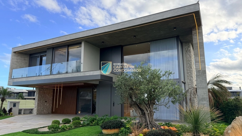 Sobrado beira lago no condomínio Sense Xangri-lá: 3ª foto da galeria de imagens do imóvel