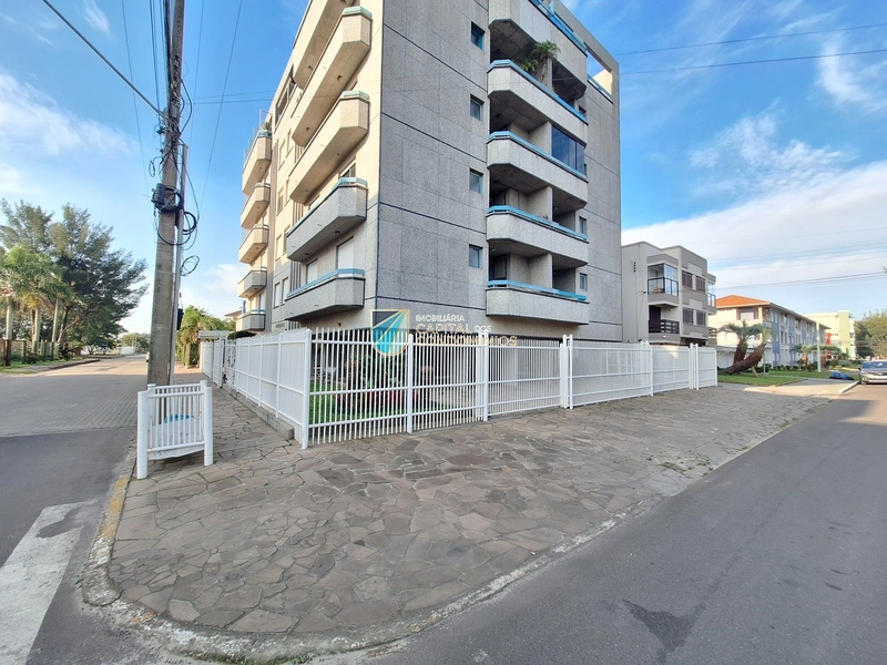 Apartamento em Atlântida: 2ª foto da galeria de imagens do imóvel