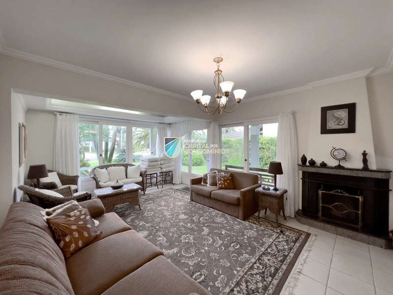 Sobrado em 2 lotes no Lagos Park: 16ª foto da galeria de imagens do imóvel