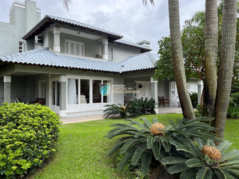 Sobrado em 2 lotes no Lagos Park: 3ª foto da galeria de imagens do imóvel