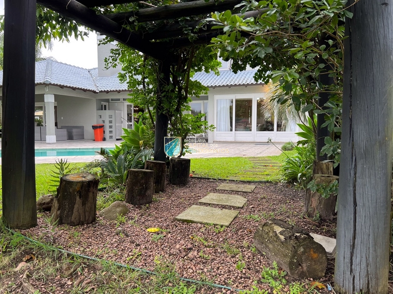 Sobrado em 2 lotes no Lagos Park: 13ª foto da galeria de imagens do imóvel