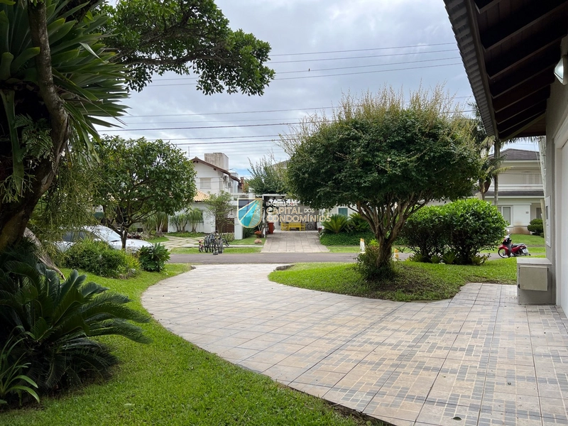 Sobrado em 2 lotes no Lagos Park: 5ª foto da galeria de imagens do imóvel