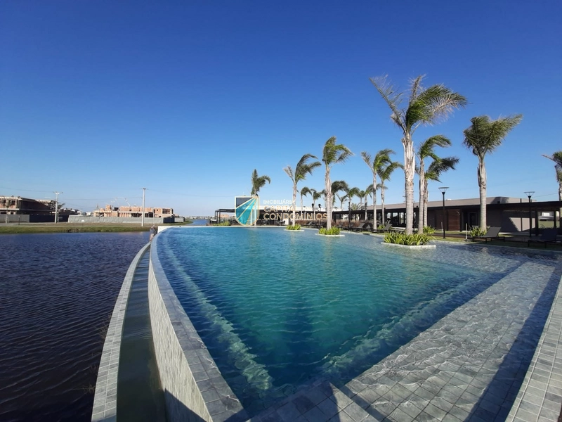 Lote beira lago no Sunset: 13ª foto da galeria de imagens do imóvel