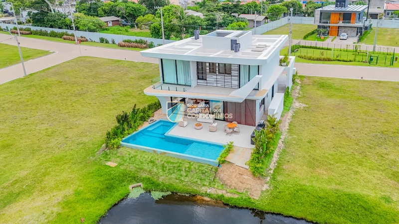 Sobrado beira lago no Condomínio Amare em Xangri-lá.: 34ª foto da galeria de imagens do imóvel