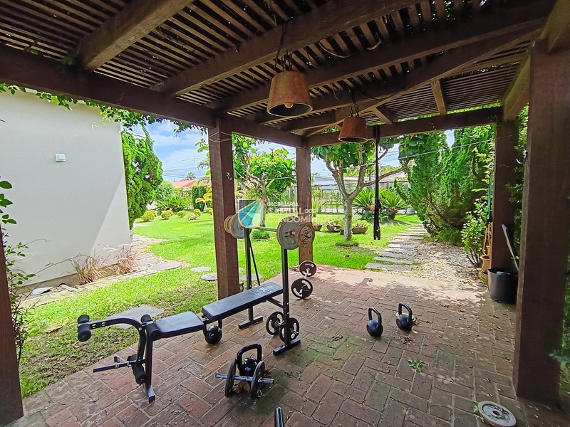 Casa de esquina em Atlântida: 14ª foto da galeria de imagens do imóvel