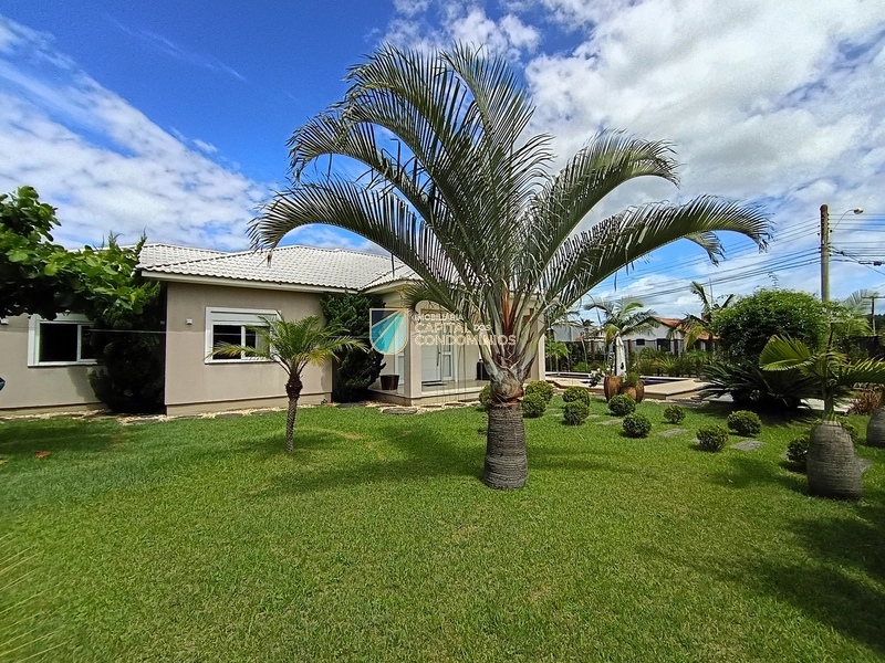 Casa de esquina em Atlântida: 4ª foto da galeria de imagens do imóvel