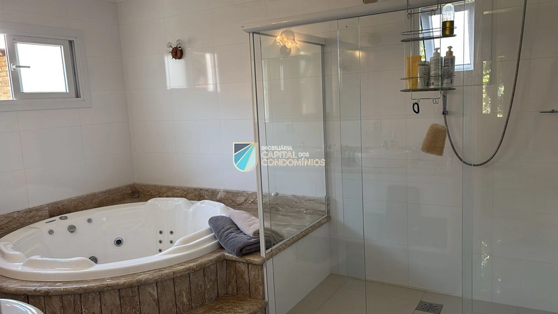 Casa de esquina em Atlântida: 17ª foto da galeria de imagens do imóvel