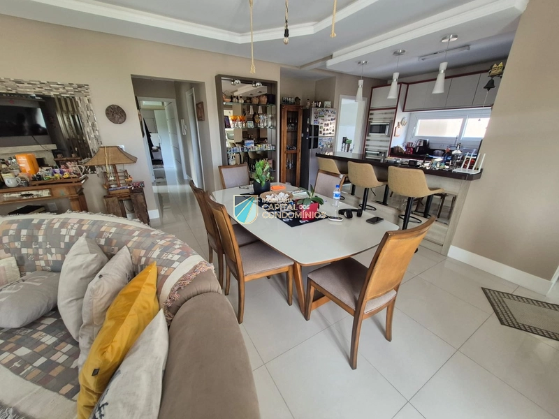 Casa de esquina em Atlântida: 12ª foto da galeria de imagens do imóvel