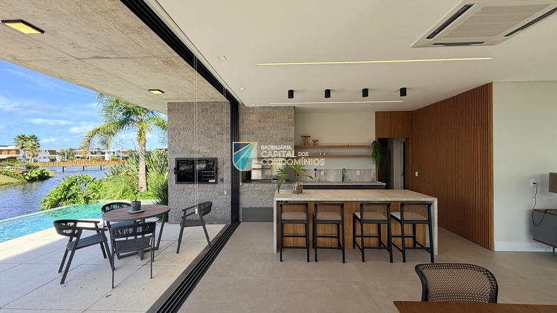 Sobrado beira lago no condomínio Sense em Xangri-lá: 10ª foto da galeria de imagens do imóvel