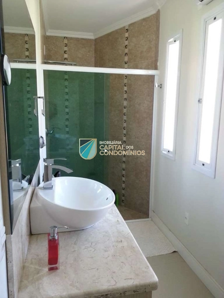 Casa no centro próximo ao mar: 15ª foto da galeria de imagens do imóvel