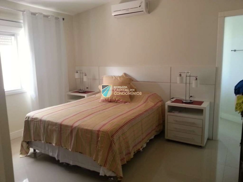 Casa no centro próximo ao mar: 11ª foto da galeria de imagens do imóvel