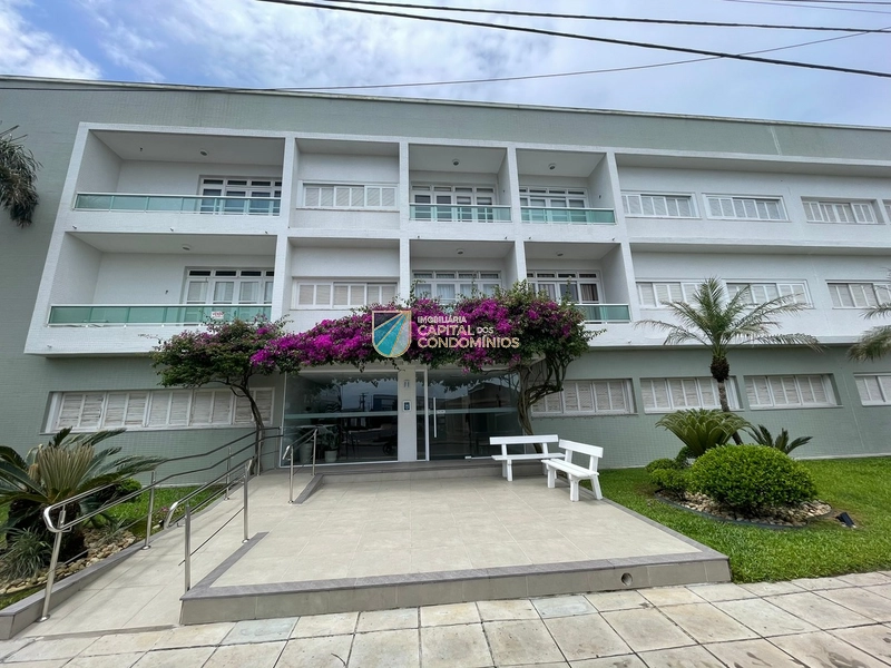 Apartamento térreo em Atlântida: 1ª foto da galeria de imagens do imóvel