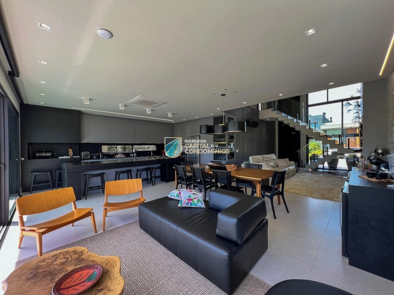 Sobrado beira lago no Sunset: 7ª foto da galeria de imagens do imóvel