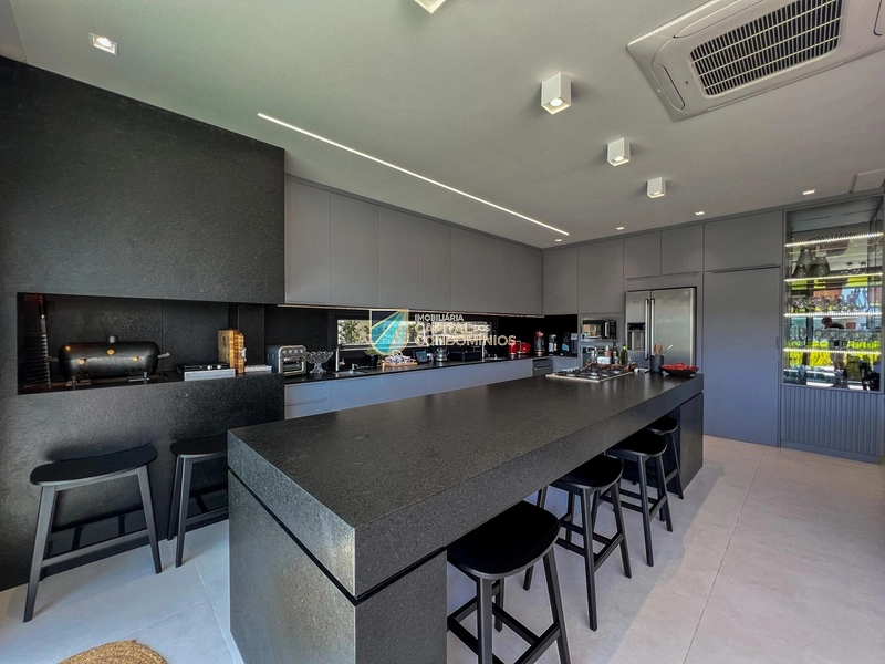 Sobrado beira lago no Sunset: 16ª foto da galeria de imagens do imóvel