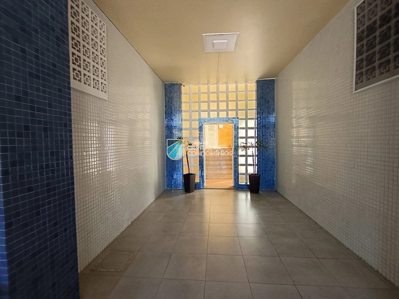 Apartamento em frente à praça: 3ª foto da galeria de imagens do imóvel