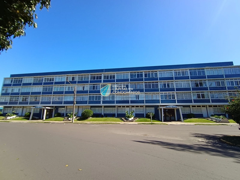 Apartamento em frente à praça: 2ª foto da galeria de imagens do imóvel