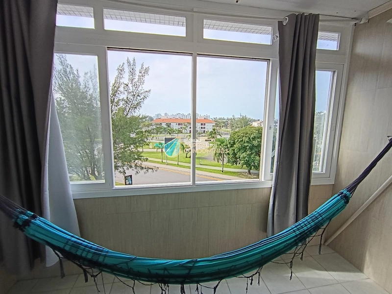 Apartamento em frente à praça: 7ª foto da galeria de imagens do imóvel