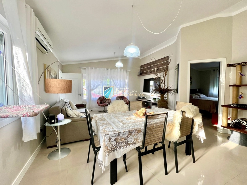 Excelente casa no centro de Xangri-lá próximo ao mar: 9ª foto da galeria de imagens do imóvel