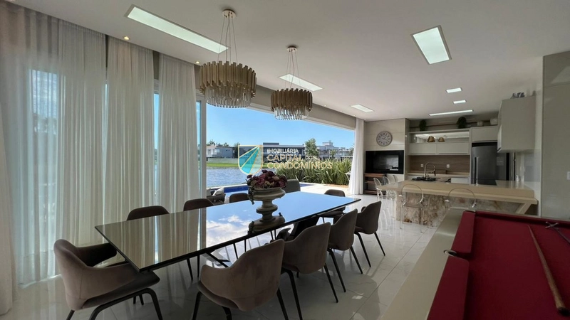 Linda vista para o lago em localização privilegiada no condomínio: 10ª foto da galeria de imagens do imóvel