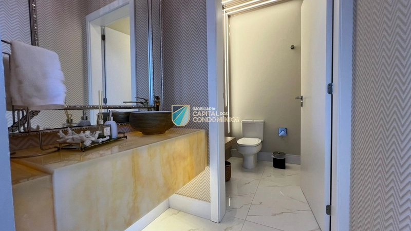 Linda vista para o lago em localização privilegiada no condomínio: 26ª foto da galeria de imagens do imóvel