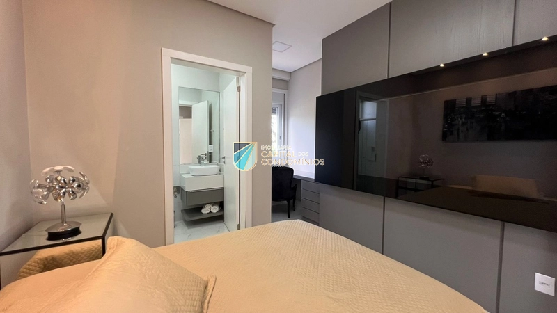 Linda vista para o lago em localização privilegiada no condomínio: 28ª foto da galeria de imagens do imóvel