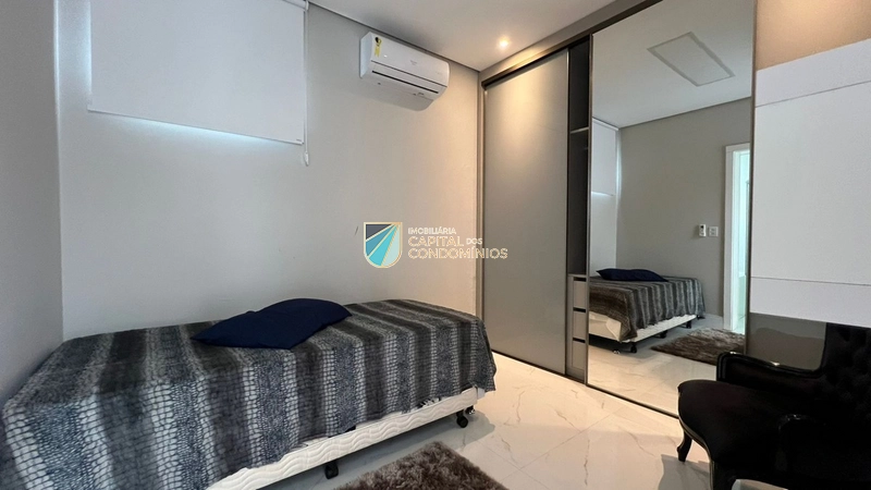 Linda vista para o lago em localização privilegiada no condomínio: 48ª foto da galeria de imagens do imóvel