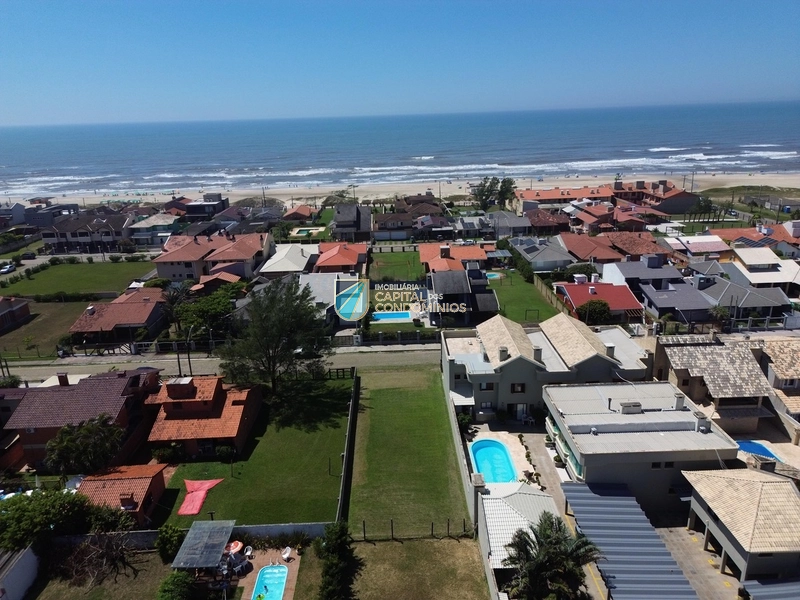 Terreno junto ao mar: 1ª foto da galeria de imagens do imóvel