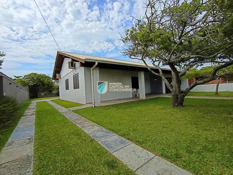 Casa em Atlântida: 1ª foto da galeria de imagens do imóvel