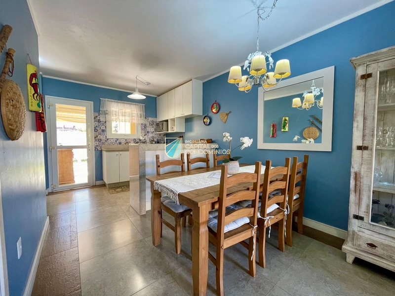 Casa Hermosa com pátio grande: 8ª foto da galeria de imagens do imóvel