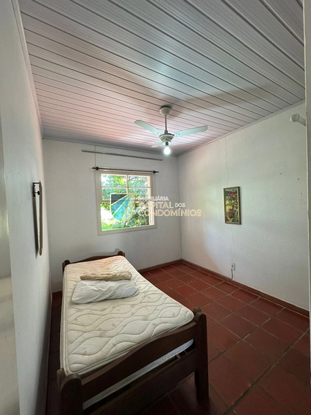 Casa com amplo terreno em Atlântida: 11ª foto da galeria de imagens do imóvel