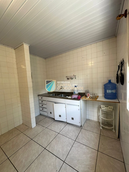 Casa com amplo terreno em Atlântida: 4ª foto da galeria de imagens do imóvel