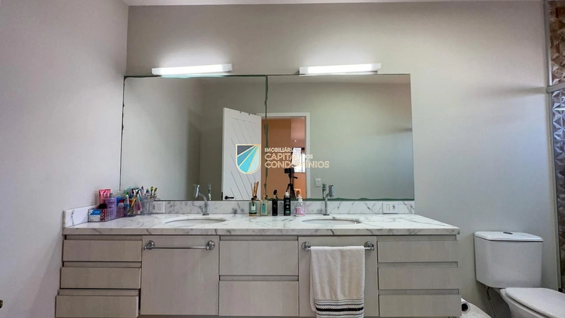 Sobrado próximo ao mar: 54ª foto da galeria de imagens do imóvel