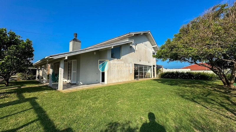 Sobrado próximo ao mar: 3ª foto da galeria de imagens do imóvel