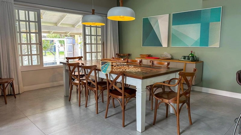 Sobrado próximo ao mar: 32ª foto da galeria de imagens do imóvel