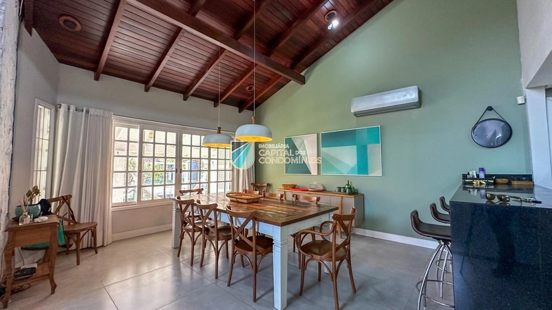 Sobrado próximo ao mar: 33ª foto da galeria de imagens do imóvel