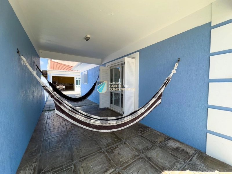 Excelente casa próximo ao mar: 5ª foto da galeria de imagens do imóvel