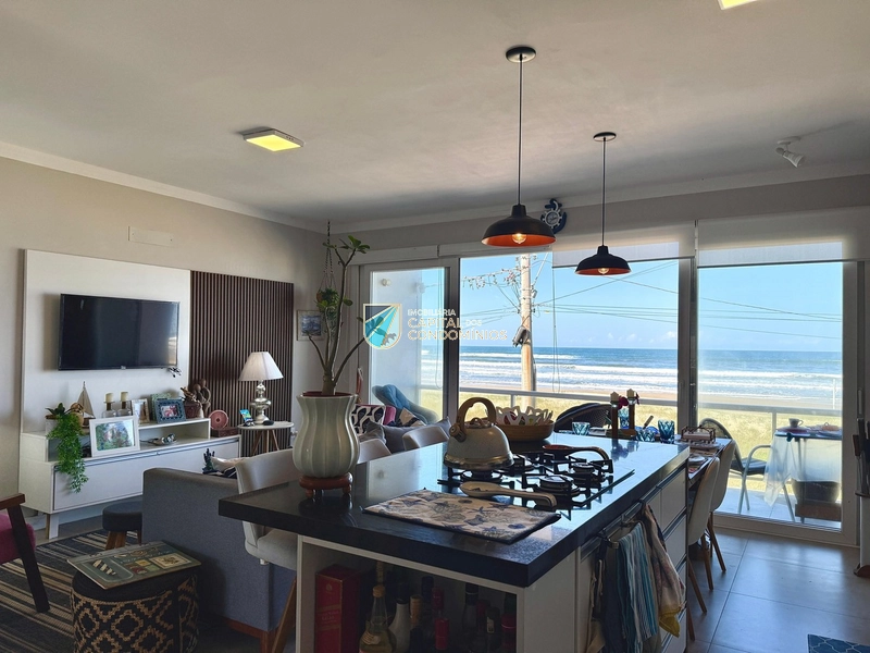 Sobrado na beira mar!: 8ª foto da galeria de imagens do imóvel