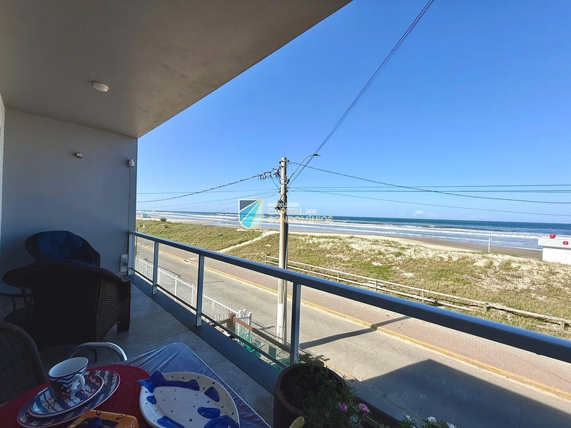 Sobrado na beira mar!: 13ª foto da galeria de imagens do imóvel